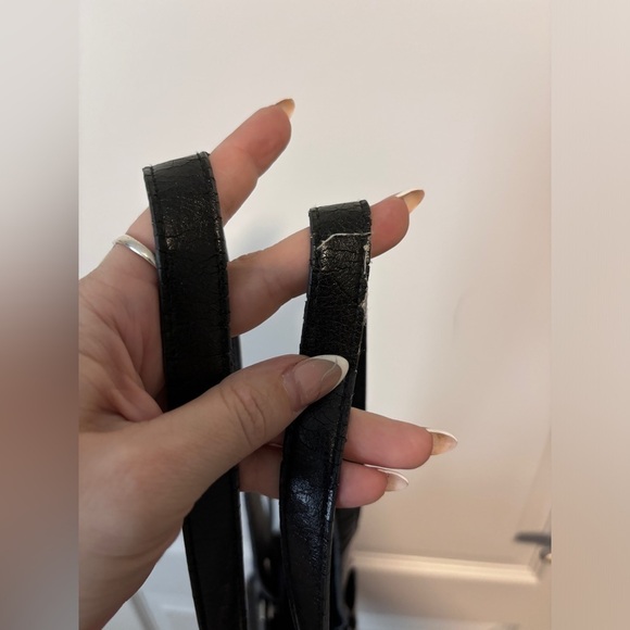 Vintage | Baci Italy | Leather Purse with Silver Square Details - Picture 9 of 11